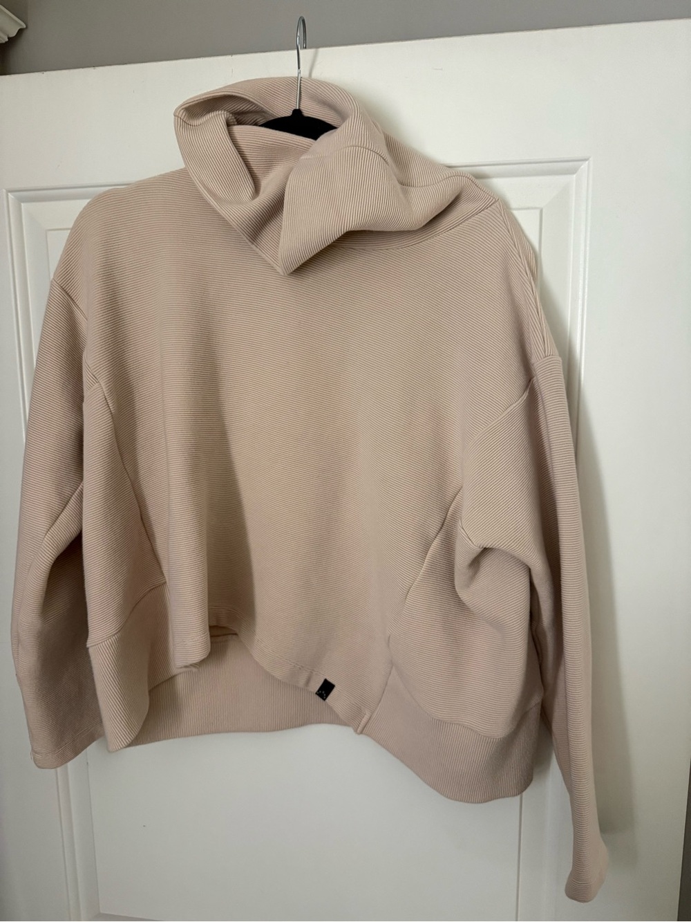 Varley Beige/Taupe Ribbed Funnel Neck Pullover – Size S